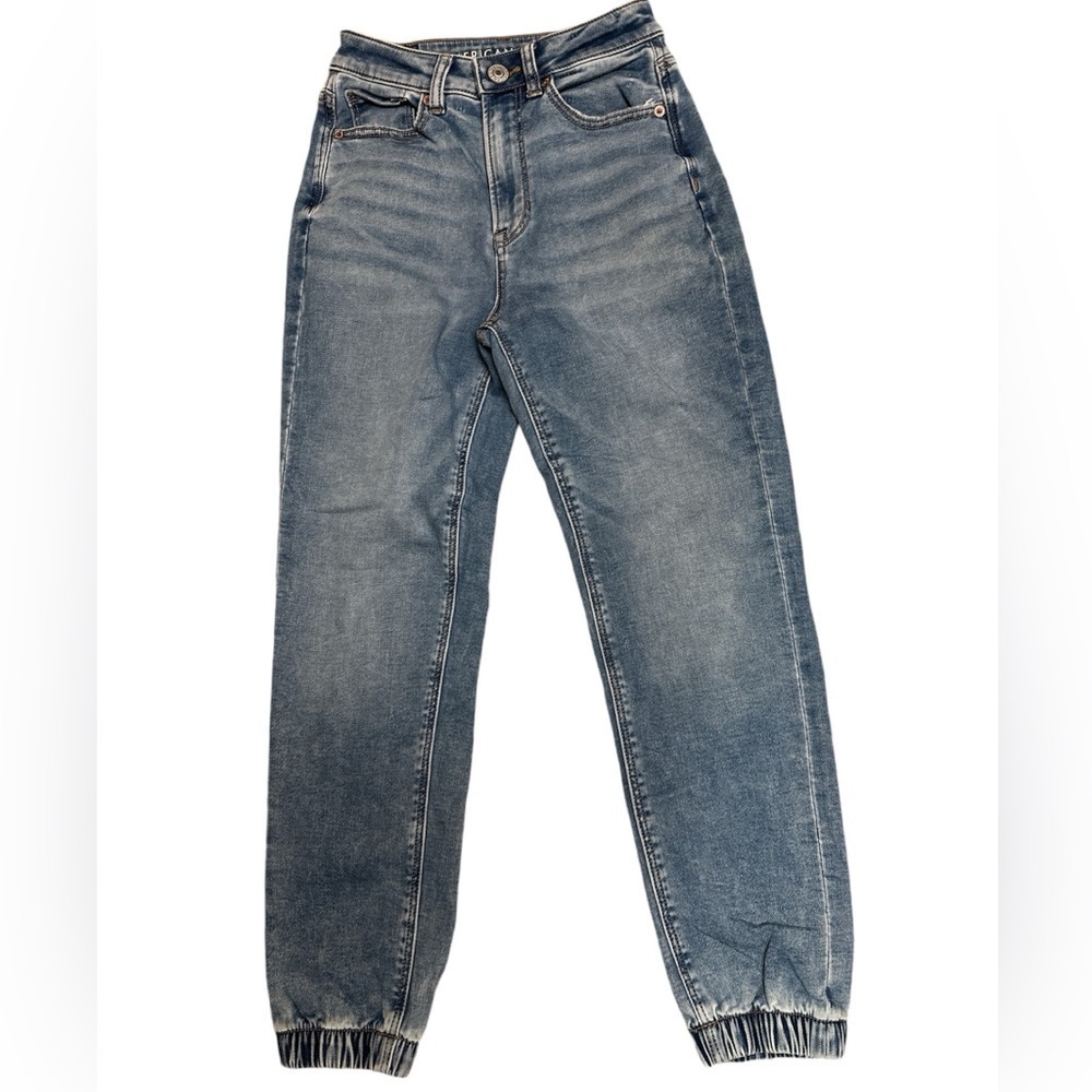 American Eagle Mom Jogger Five Pocket Cotton Blend Jeans Relaxed Fit Size 00 & 6